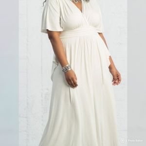NWT Kiyonna White Jasmine Wedding Dress